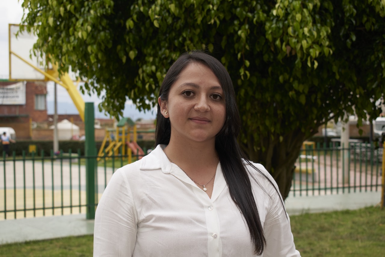 ANGELA GONZALEZ