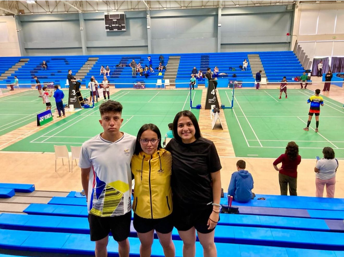 BADMINTON PERU 2