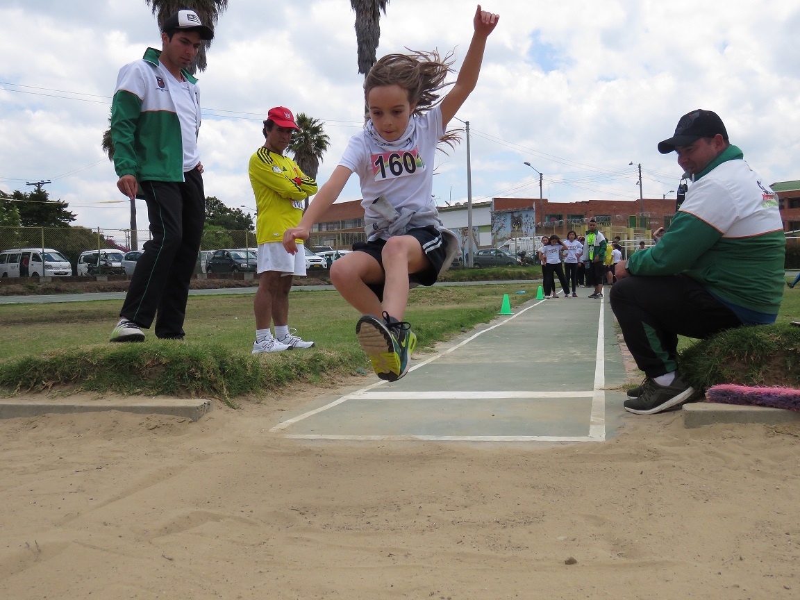 APOYO FESTIVAL ATLETISMO CANC 27