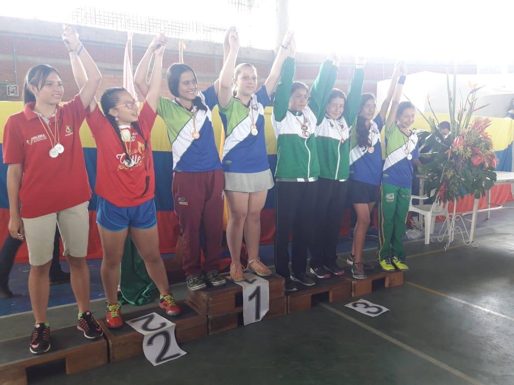 BADMINTON 2 VALIDA QUINDIO 3