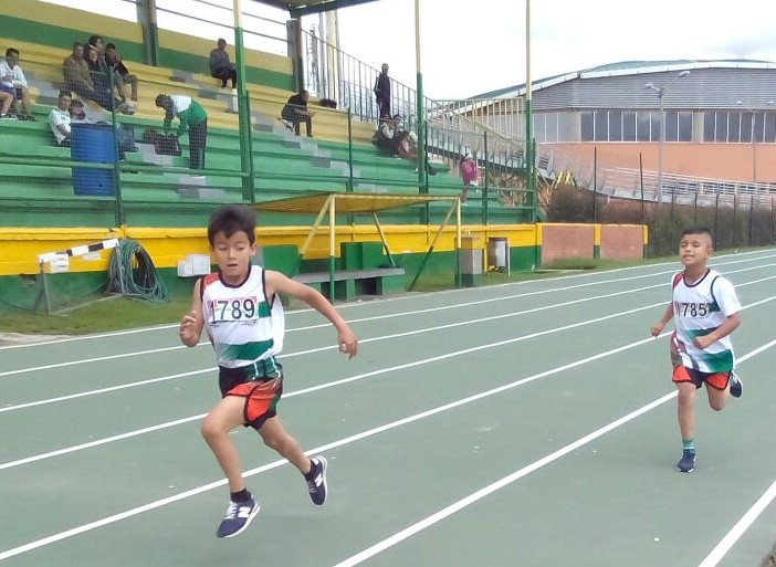 CAMPEONATO MPAL ATLETISMO 17