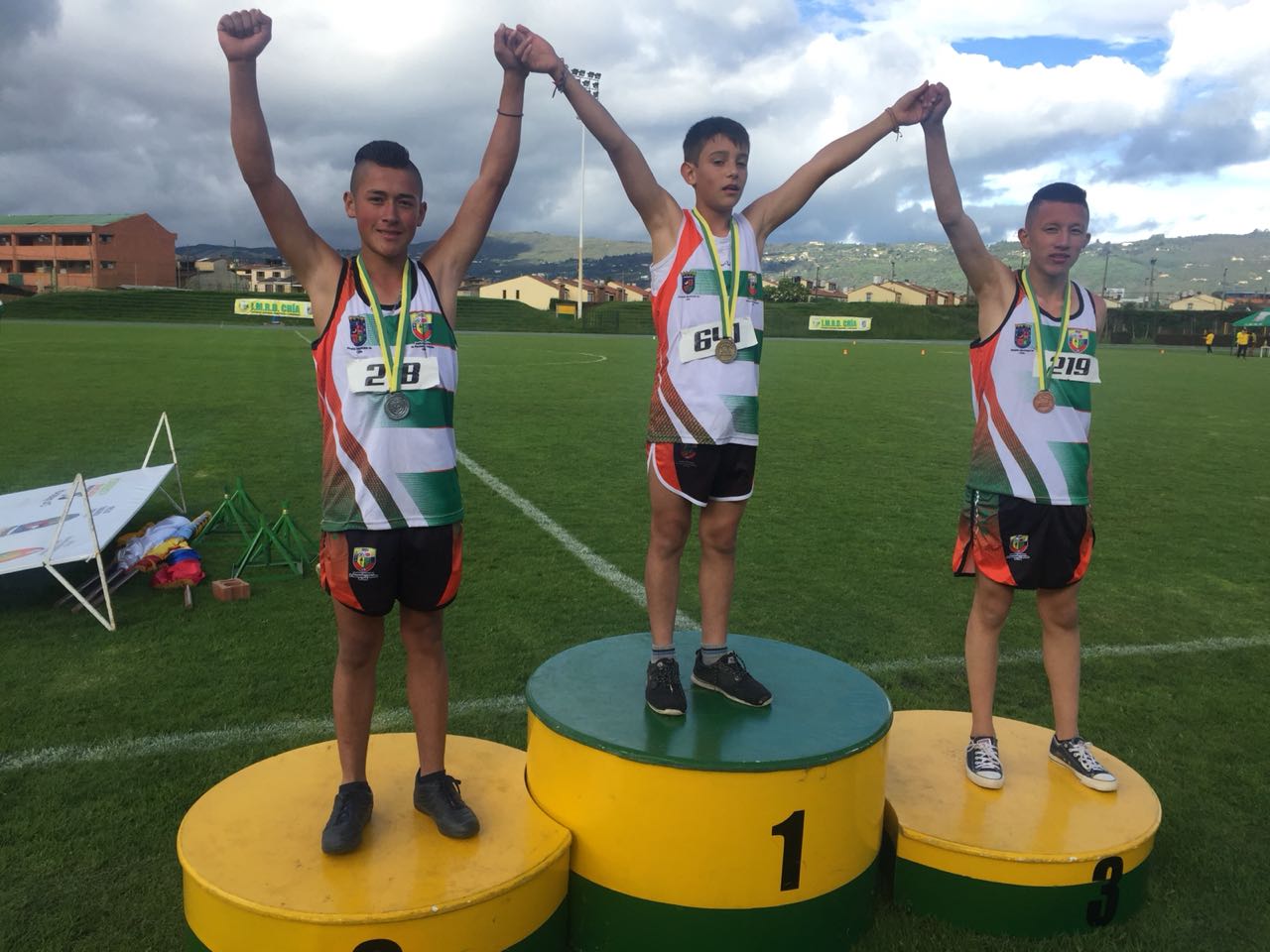 CAMPEONATO MPAL ATLETISMO 65