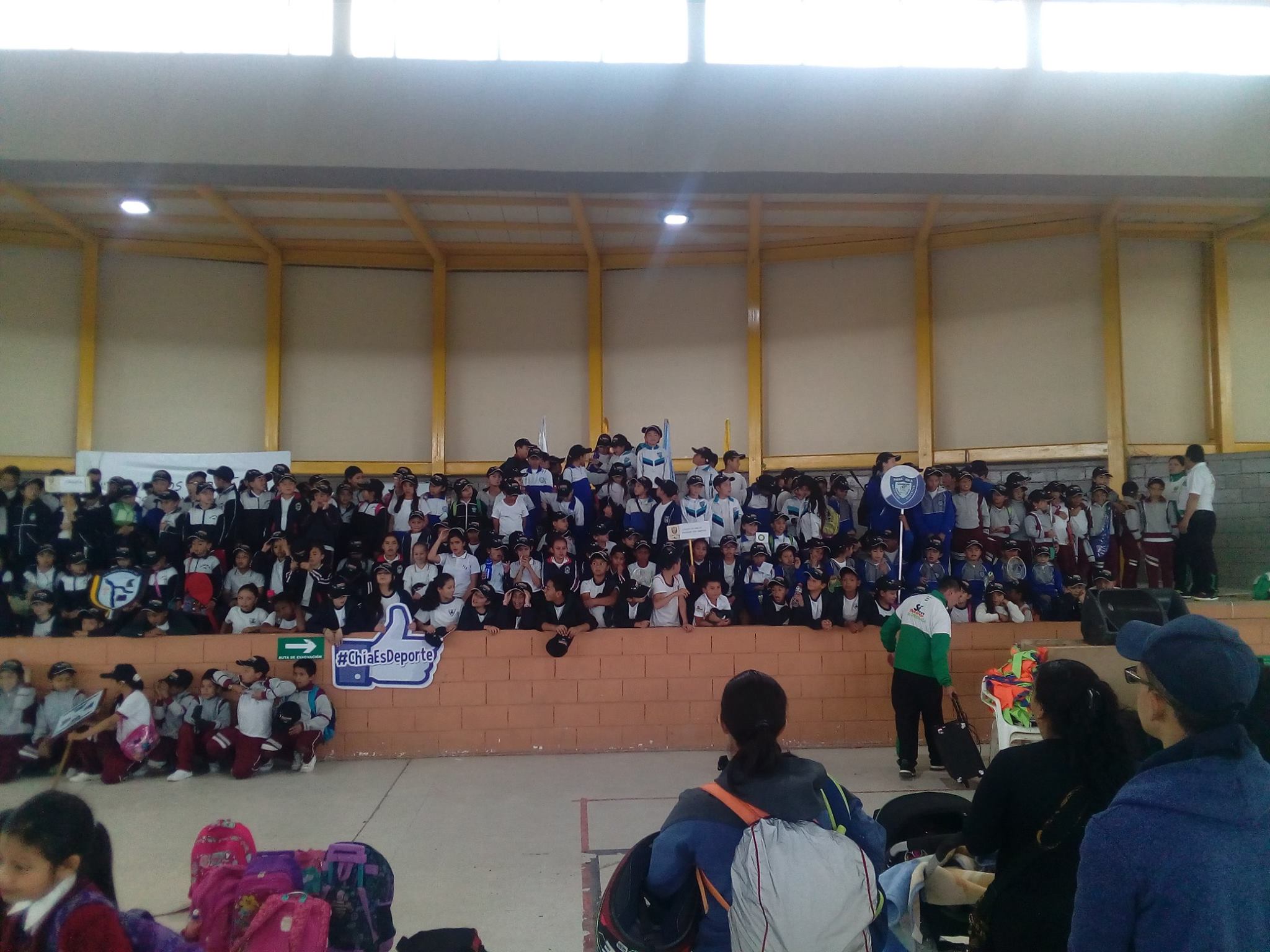 FESTIVAL INICIACION BADMINTON2