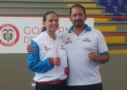 KARATE MEDALLA SUPERATE 3