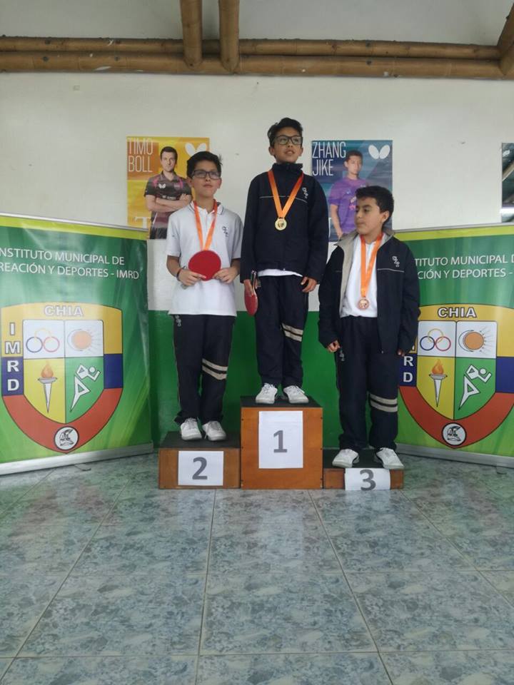 Tenis mesa intercolegiadod1