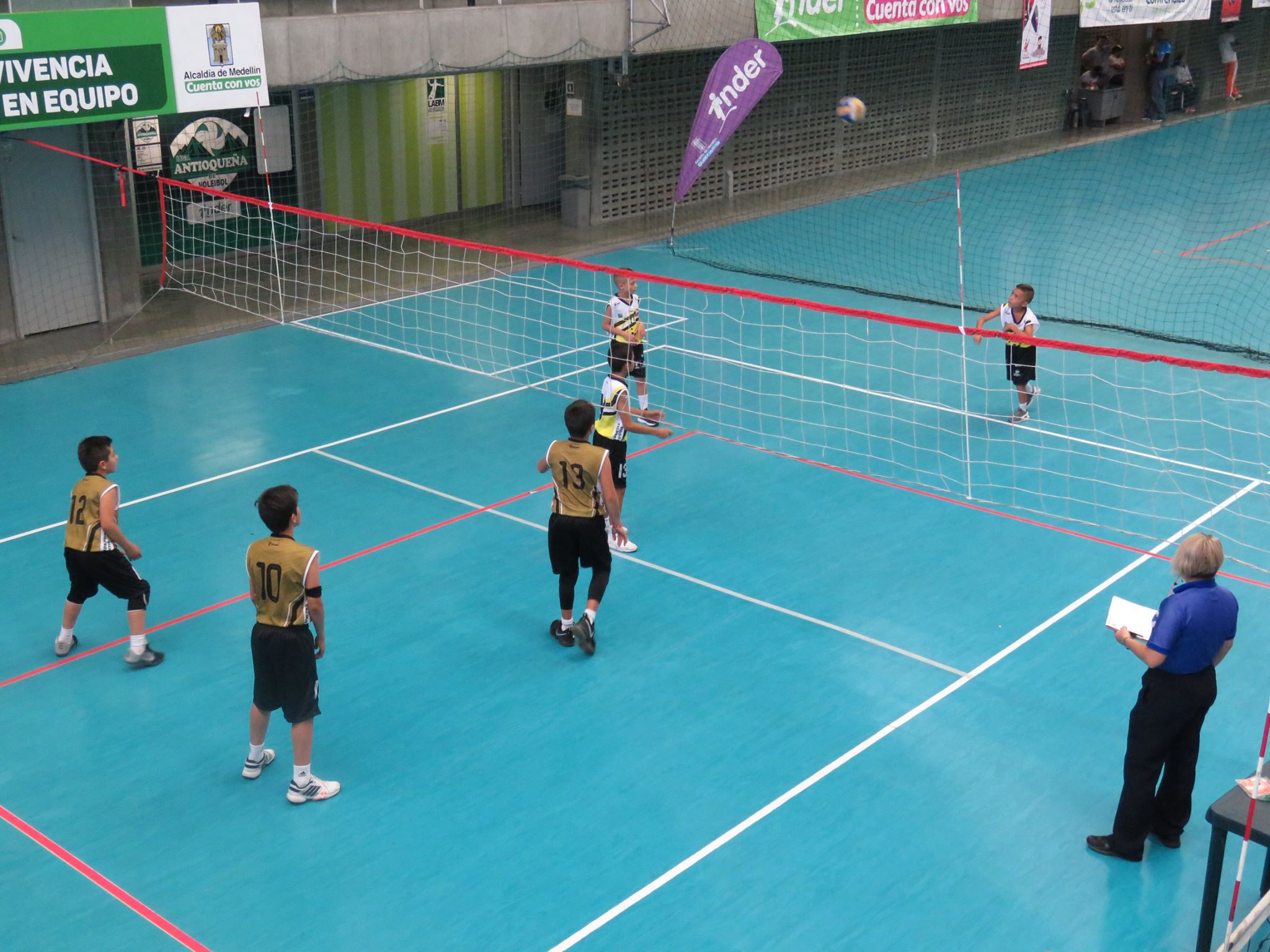Voleibol medellin 5
