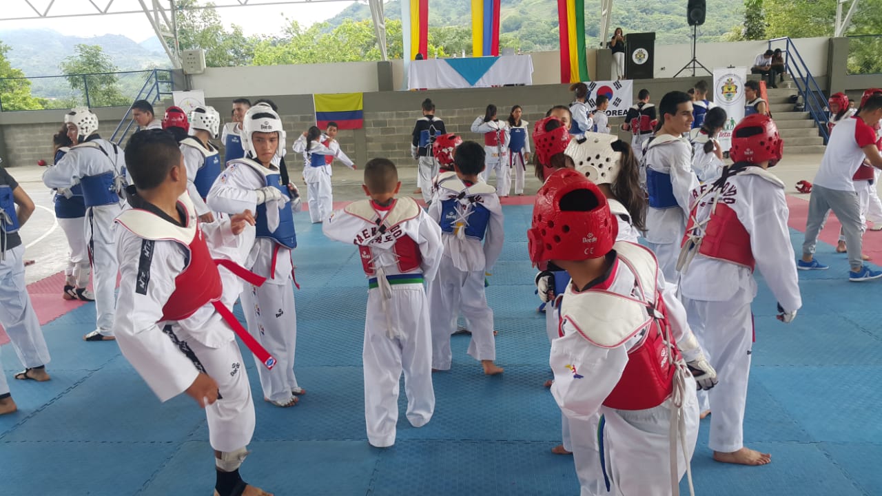 CAMPAMENTO DE COMBATE 2