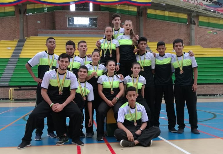 PREMIACION BADMINTON 5