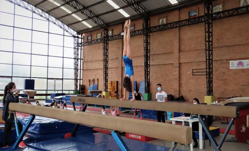 GIMNASIA 15 MAYO2