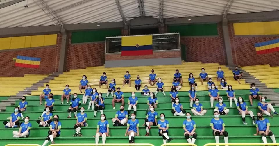 UNIFORMES5