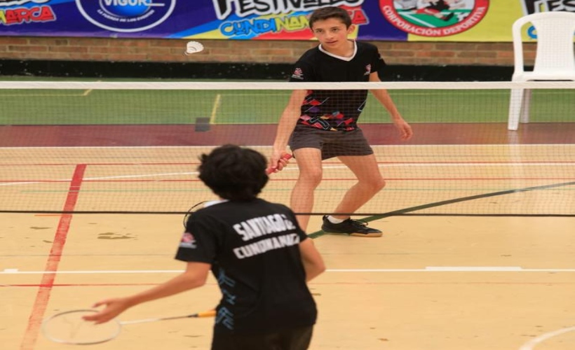 04 de octubre Baby Badminton