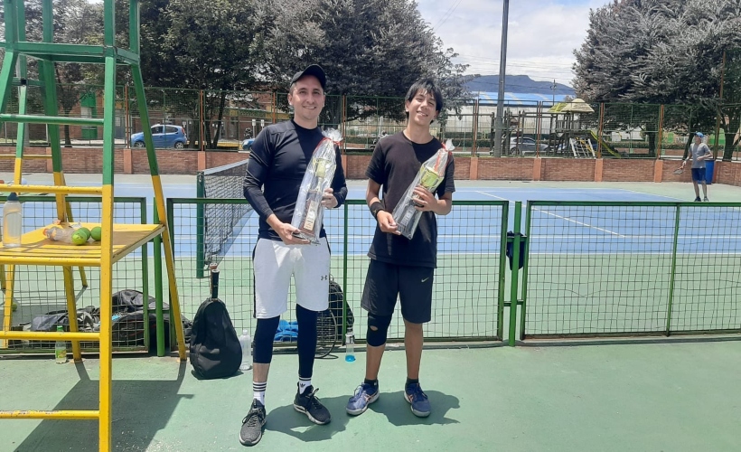 27 de Agosto Tenis de Campo