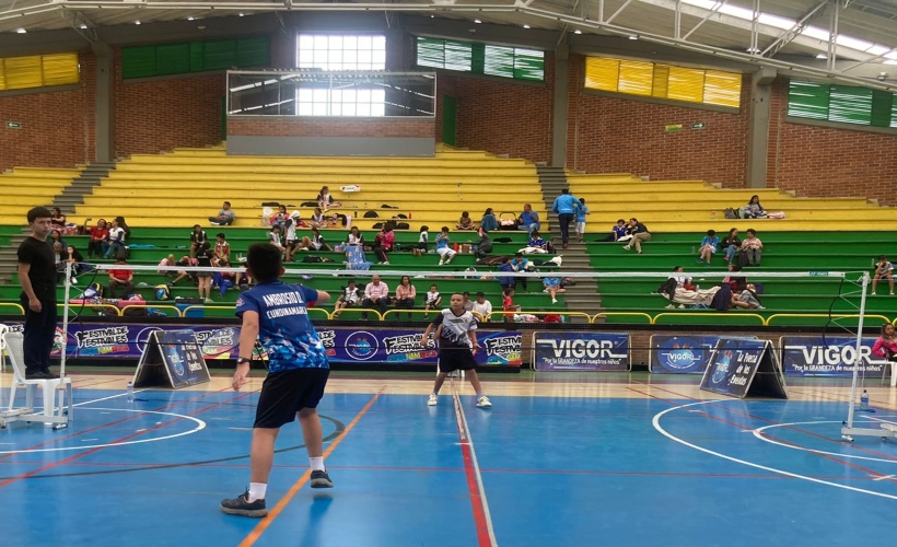 30 de septiembre Badminton